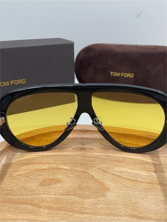 Tom Ford Black Frame Sunglasses with Yellow Lenses main image 5